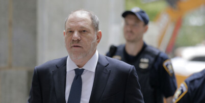 AP: Kvinne ble rådet til å slette mulige bevis i Weinstein-saken av politiet